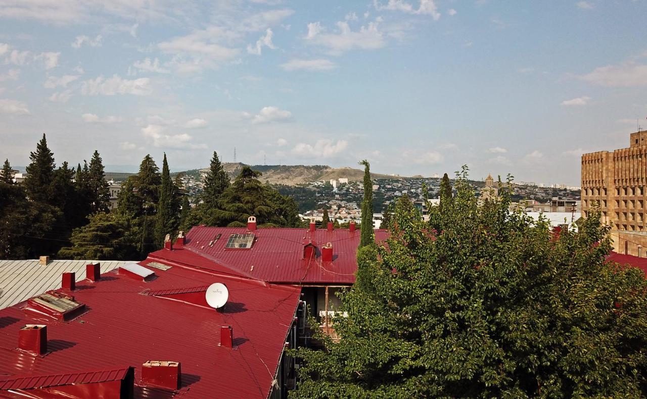 Royz Hostel Tbilisi Exterior photo